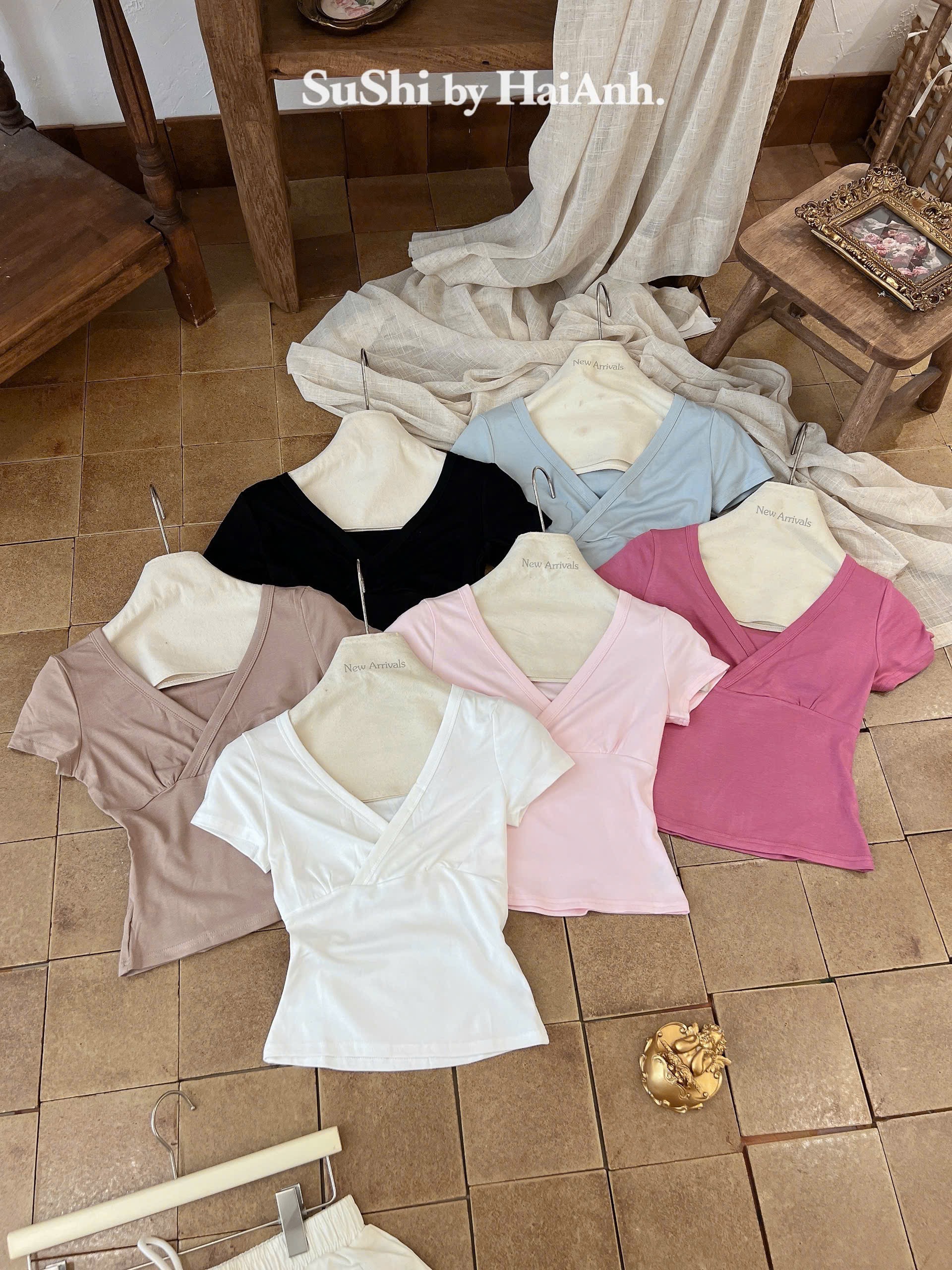 M2139 - ÁO PULL TRƠN CỔ TIM QC V NGỰC