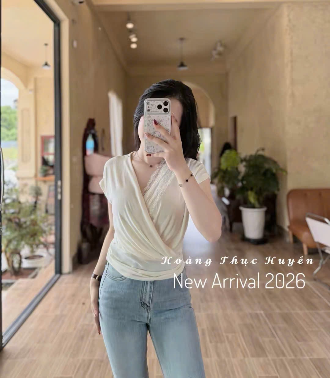 M6282 - ÁO PULL CHÉO NGỰC QC PHỐI REN CỔ TIM