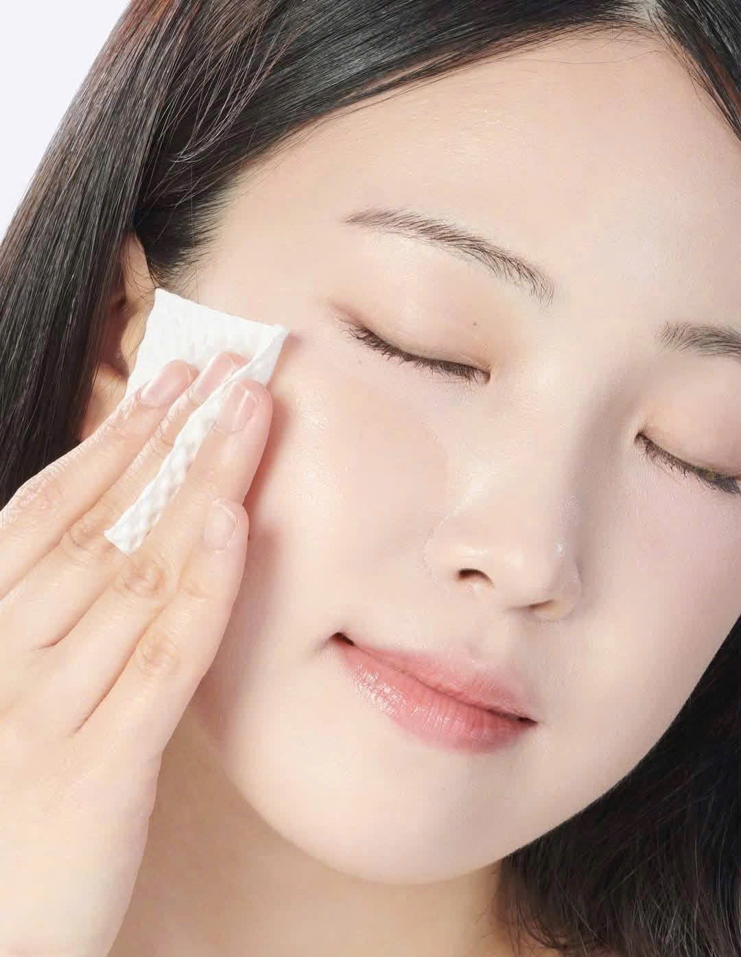 NƯỚC TẨY TRANG JM 850ML