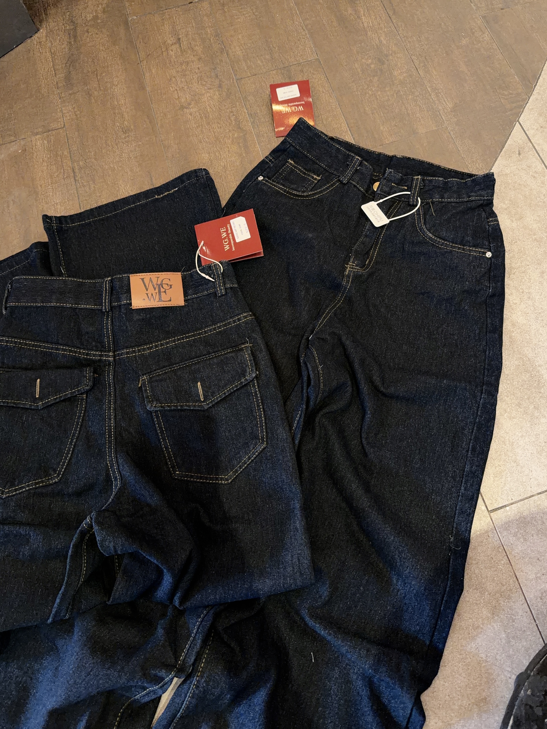 QUẦN JEAN SUÔNG XANH ĐẬM WGWE NẮP TÚI M3380