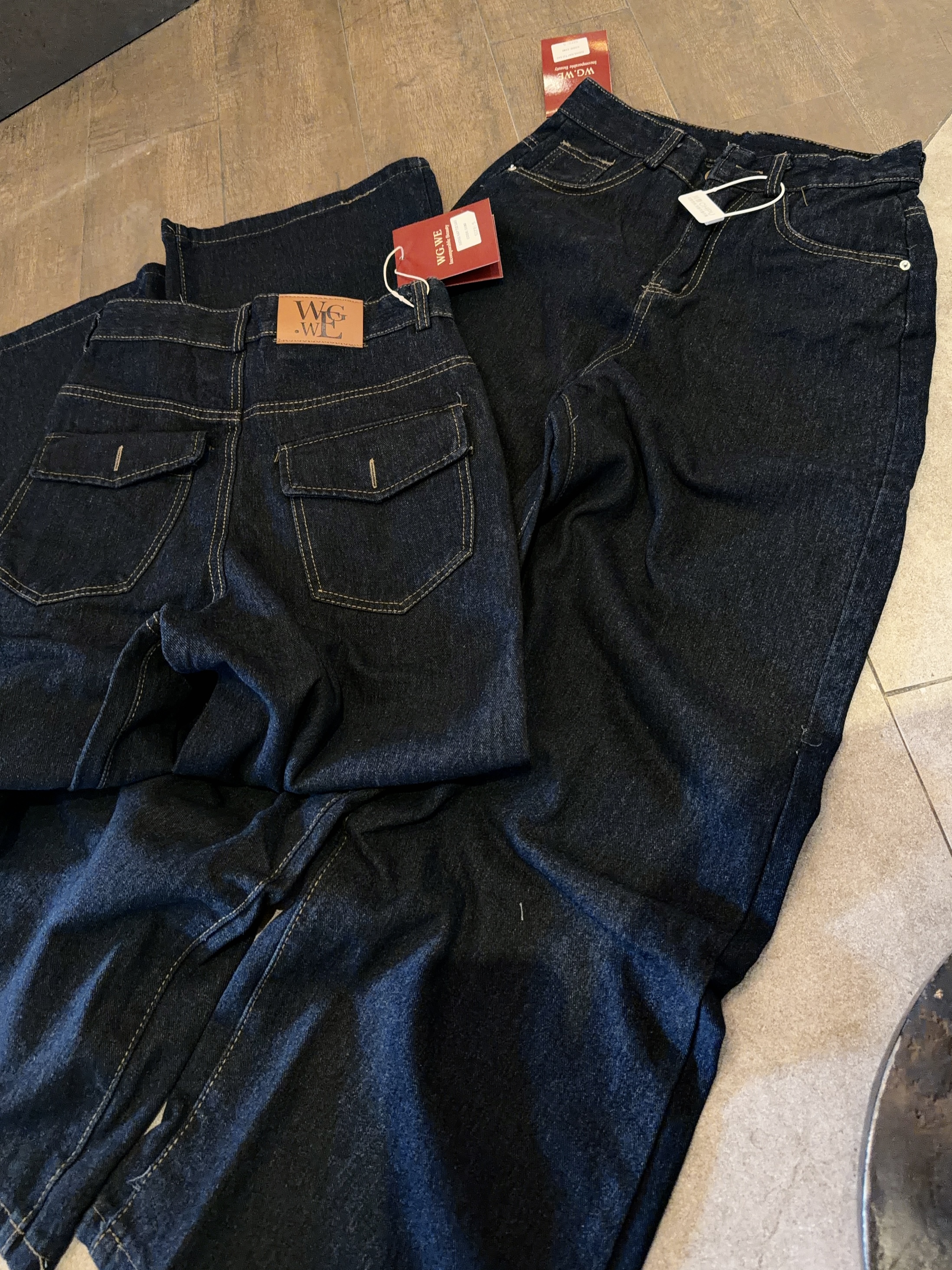 QUẦN JEAN SUÔNG XANH ĐẬM WGWE NẮP TÚI M3380