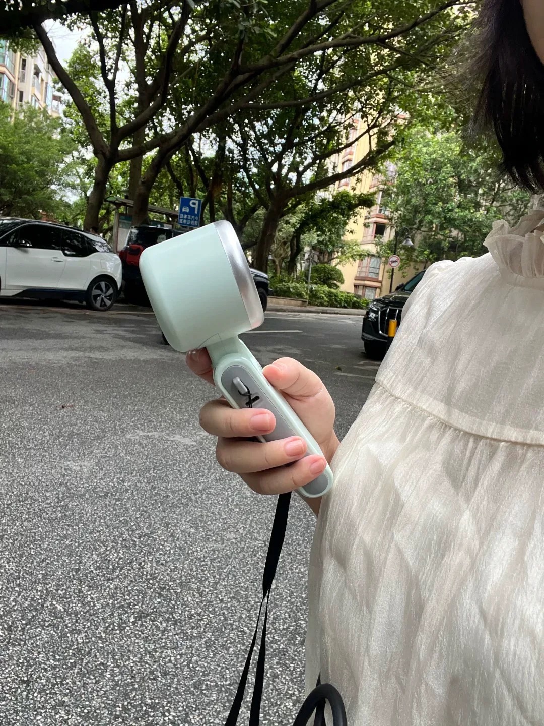 QUẠT CẦM TAY GẤP GỌN MINI - Random màu