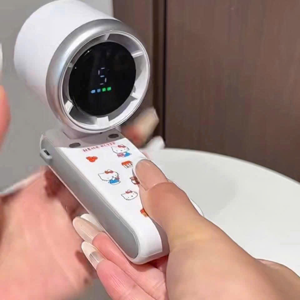 QUẠT CẦM TAY GẤP GỌN MINI - Random màu