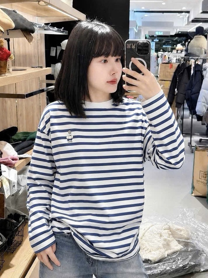 SET 2 ÁO GẤU WHOU TRẮNG KẺ DT