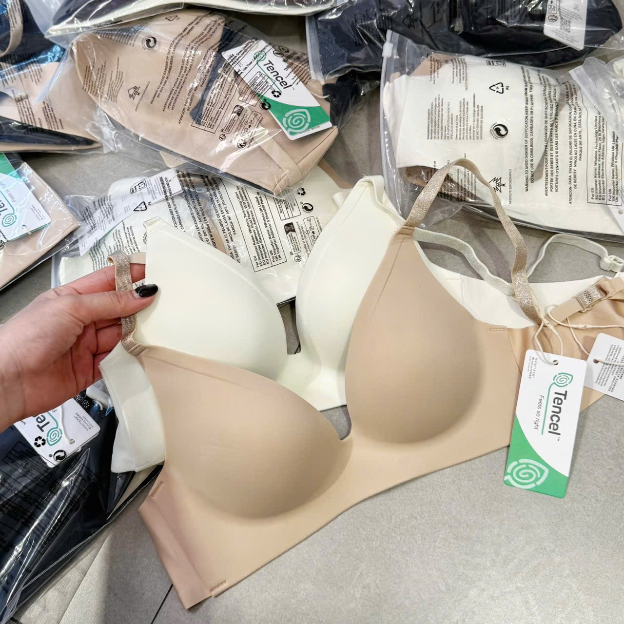 SET 2 ÁO LÓT ĐÚC LIỀN KHỐI XUẤT MỸ TENCEL