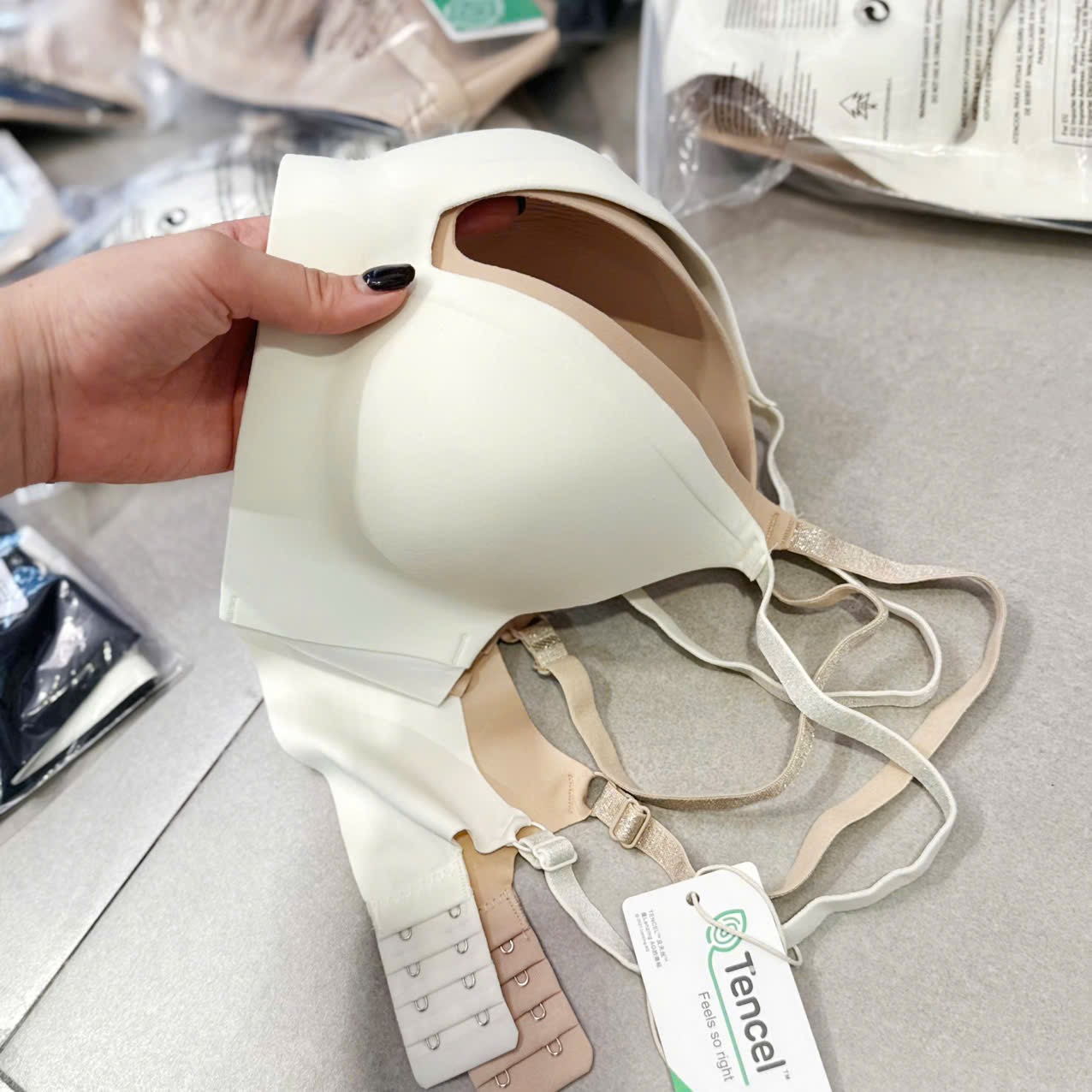 SET 2 ÁO LÓT ĐÚC LIỀN KHỐI XUẤT MỸ TENCEL