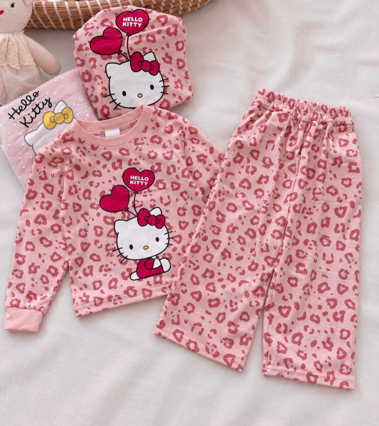 GOM - SET 2B HÌNH KITTY TONE HỒNG CHẤM BI DA BÁO