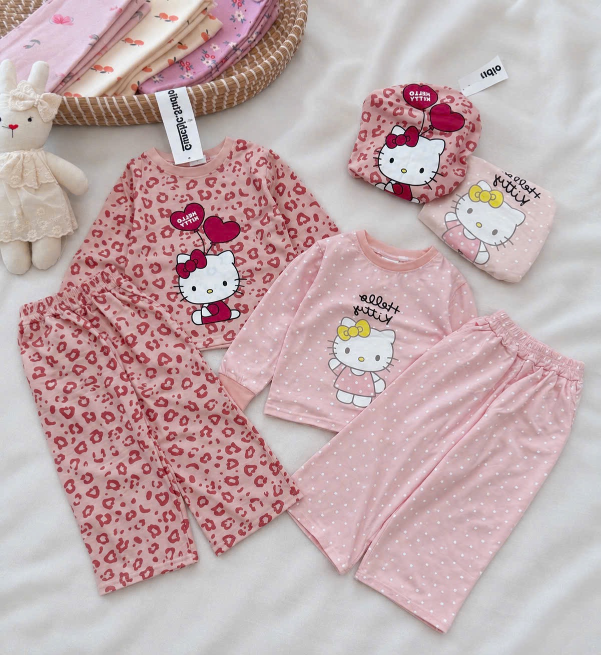 GOM - SET 2B HÌNH KITTY TONE HỒNG CHẤM BI DA BÁO