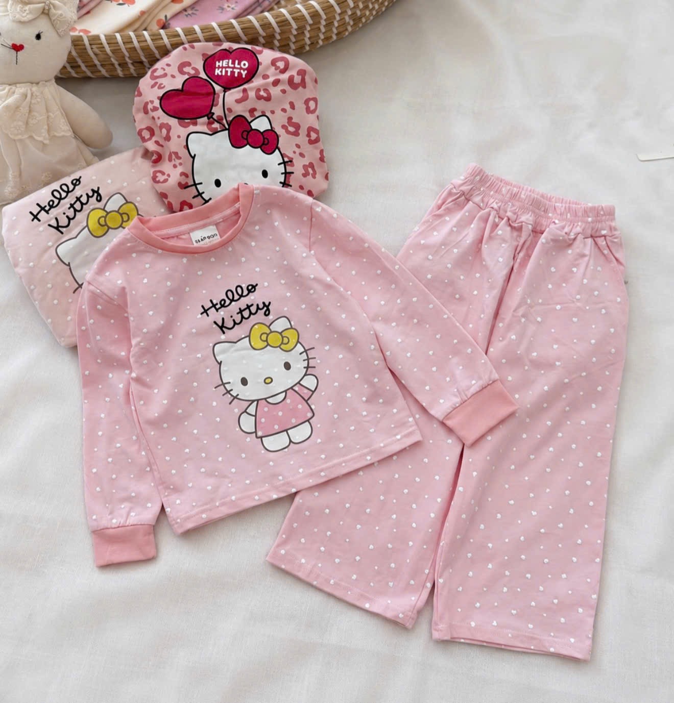 GOM - SET 2B HÌNH KITTY TONE HỒNG CHẤM BI DA BÁO