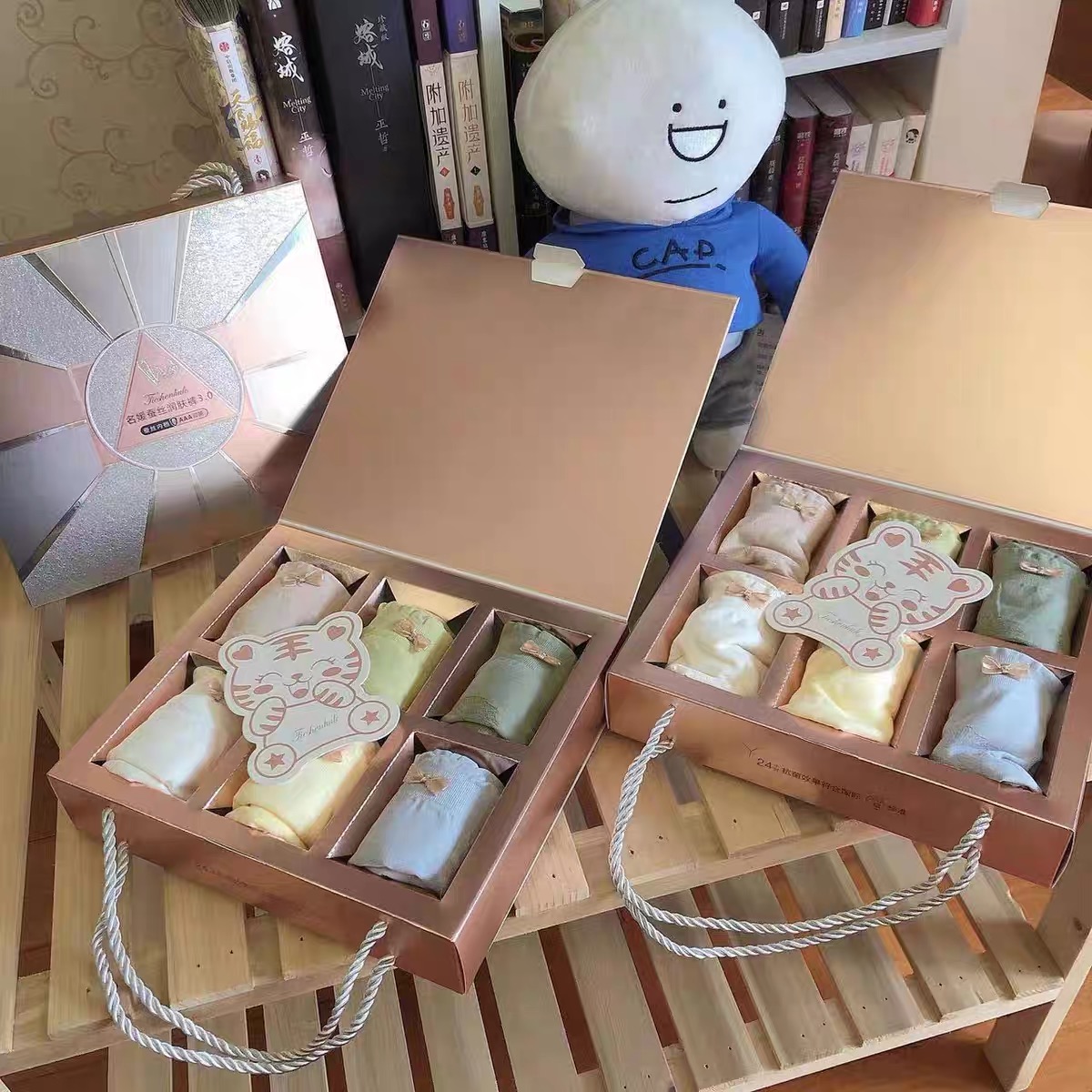 SET 6 QUẦN LÓT VÂN HOA NỔI GẮN NƠ FULL BOX