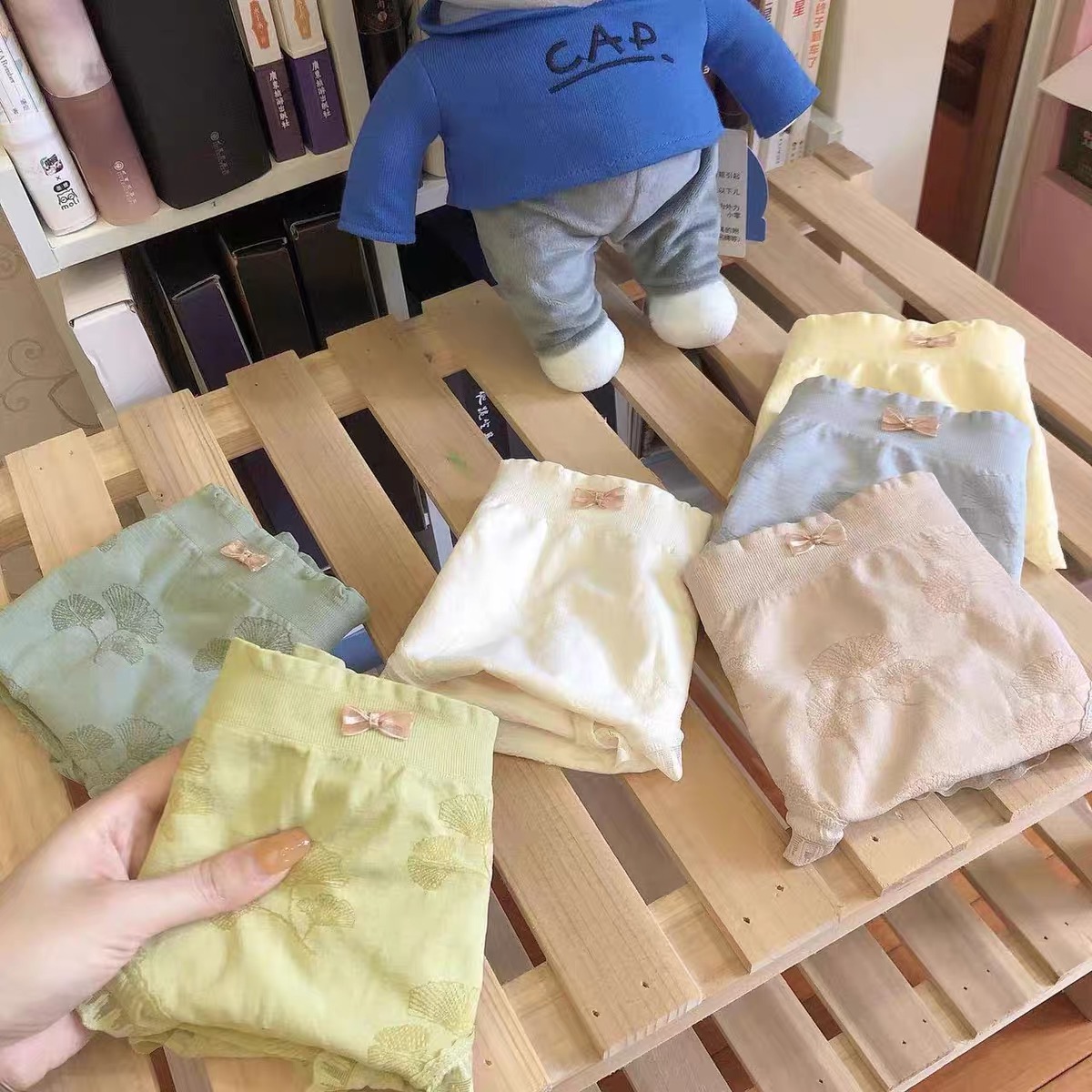 SET 6 QUẦN LÓT VÂN HOA NỔI GẮN NƠ FULL BOX