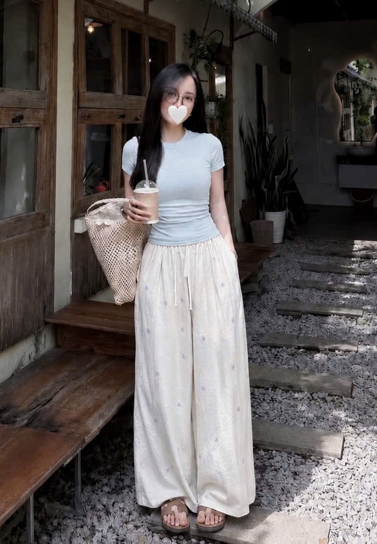 SET ÁO PULL CỘC VÀNG MIX QUẦN SUÔNG HOA