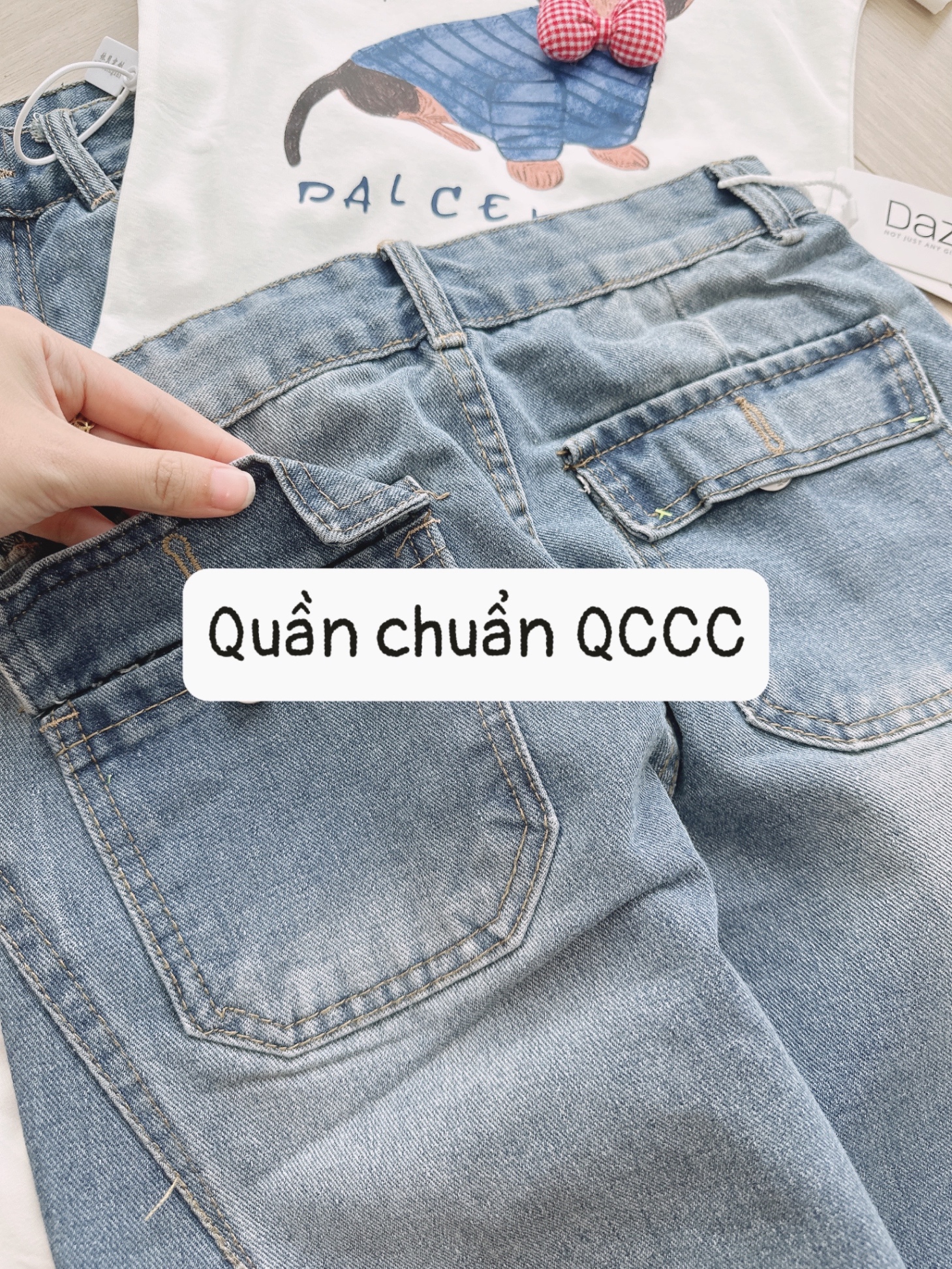 SET ÁO ZIP TRẮNG HÌNH CÚN NƠ 3D QUẦN JEAN