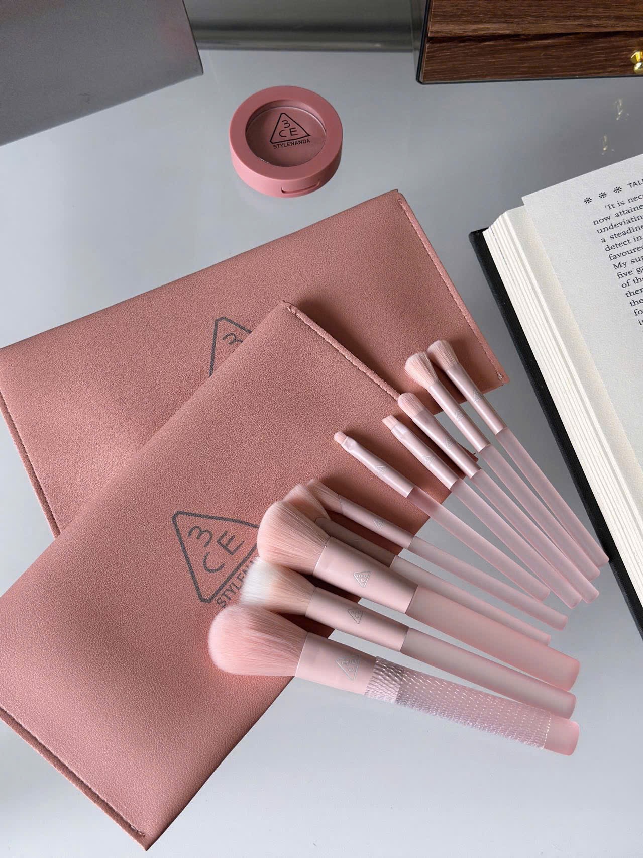 SET CỌ 10CT 3CE MÀU HỒNG