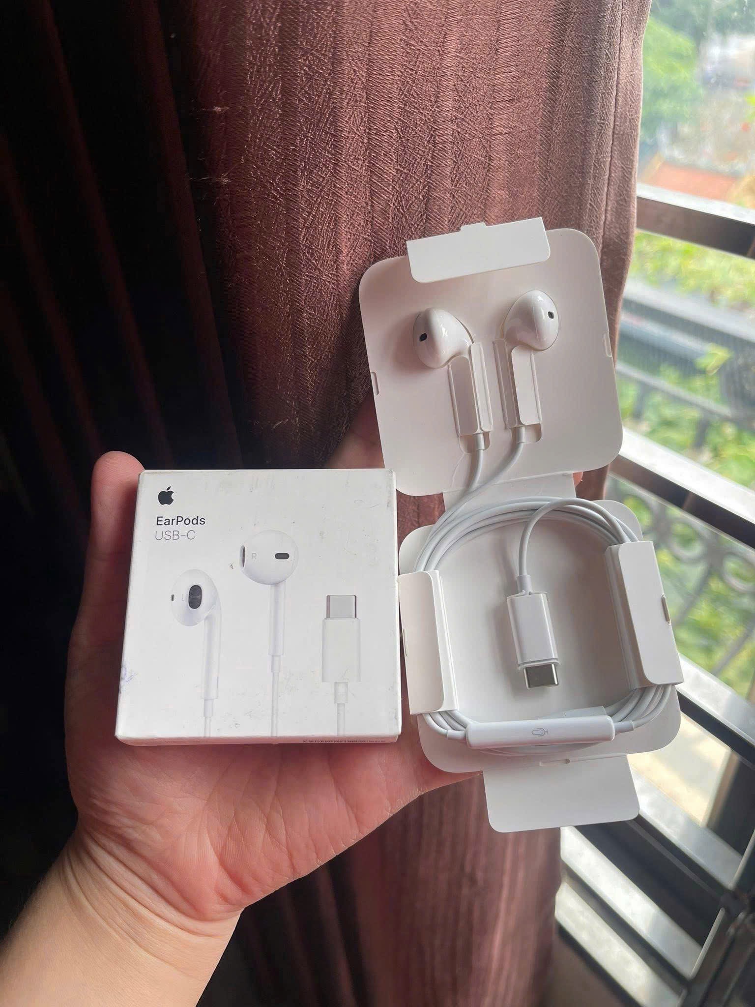 TAI NGHE CÓ DÂY BẢN TYPE C