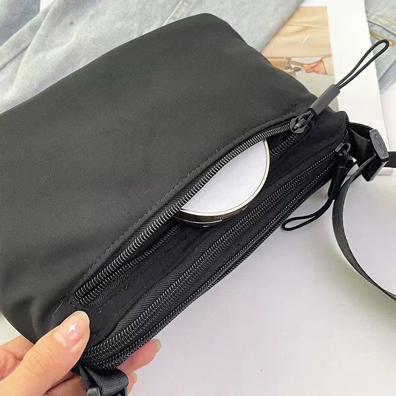 TÚI ĐEO CHÉO 3 SỌC MÀU ĐEN