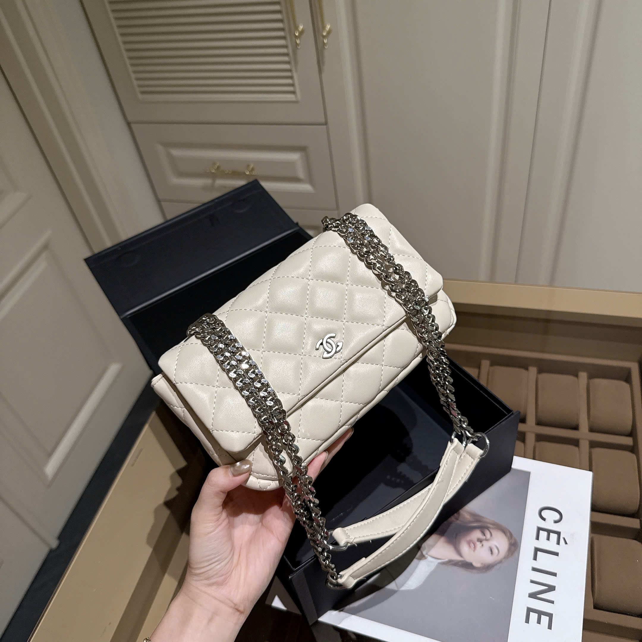 TÚI XÁCH CHANEL 2 MÀU SZ 22 CHO NỮ M3752