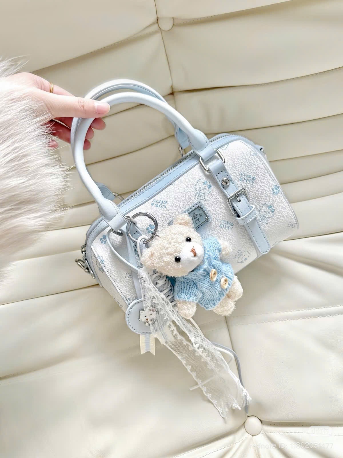 TÚI XÁCH TRỐNG XANH HỒNG KITTY CHO NỮ M8210