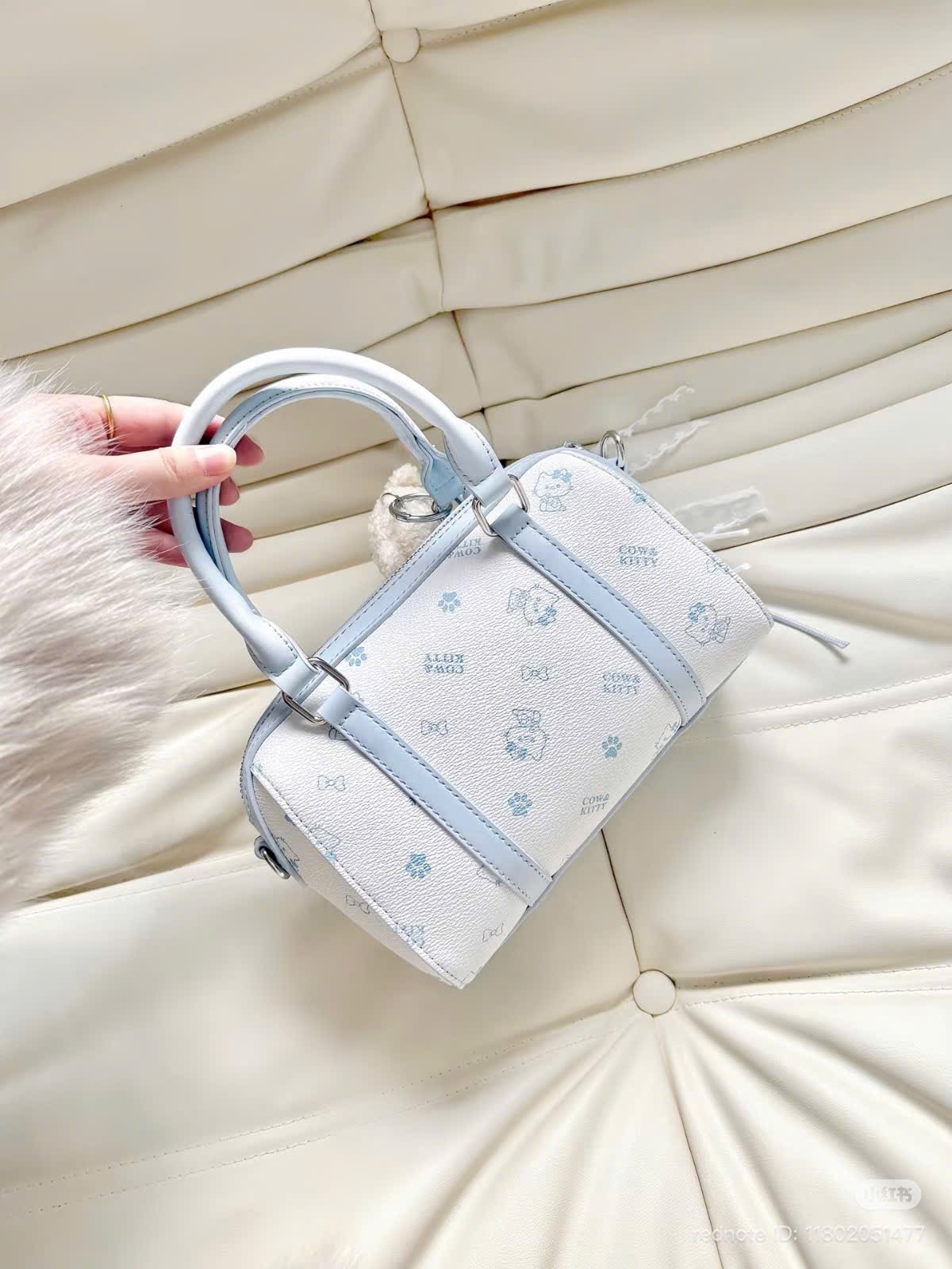 TÚI XÁCH TRỐNG XANH HỒNG KITTY CHO NỮ M8210