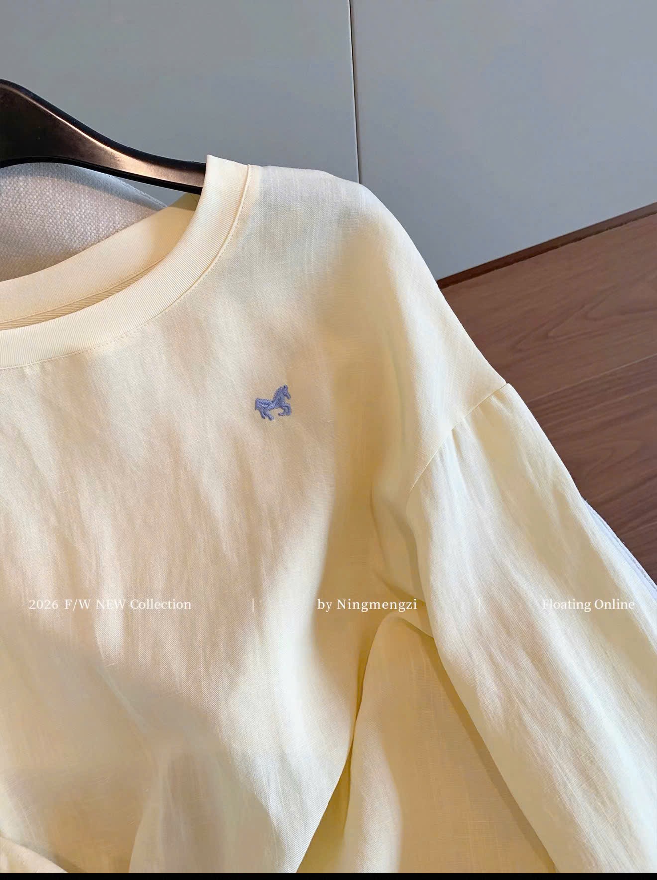 Tag HULG - BỘ ĐÙI VÀNG GÀ NON THÊU NGỰA XANH