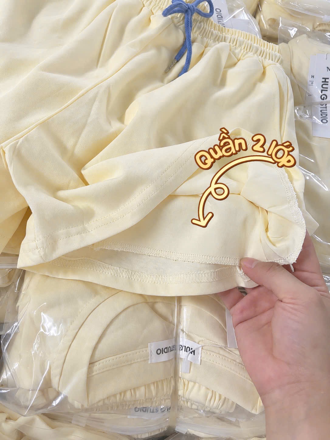 Tag HULG - BỘ ĐÙI VÀNG GÀ NON THÊU NGỰA XANH