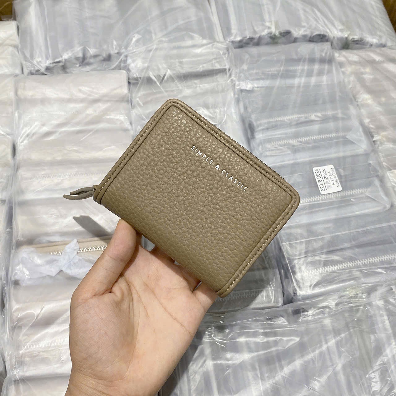 VÍ CẦM TAY CHO NỮ M024