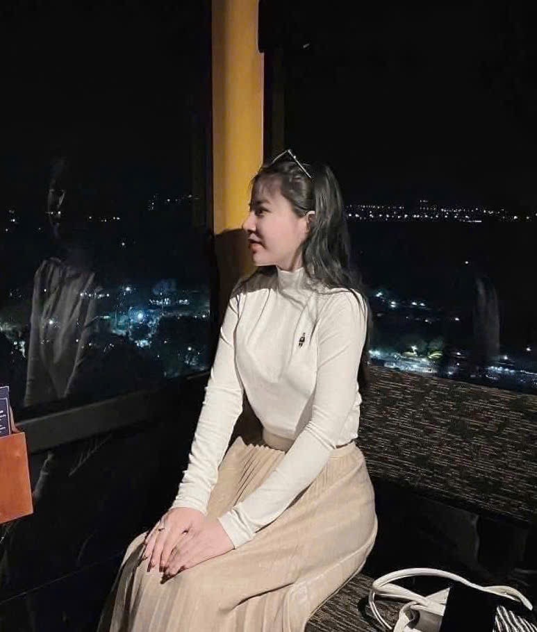 XẢ KHO ÁO LEN GIỮ NHIỆT GẤU WHOU CHO NỮ