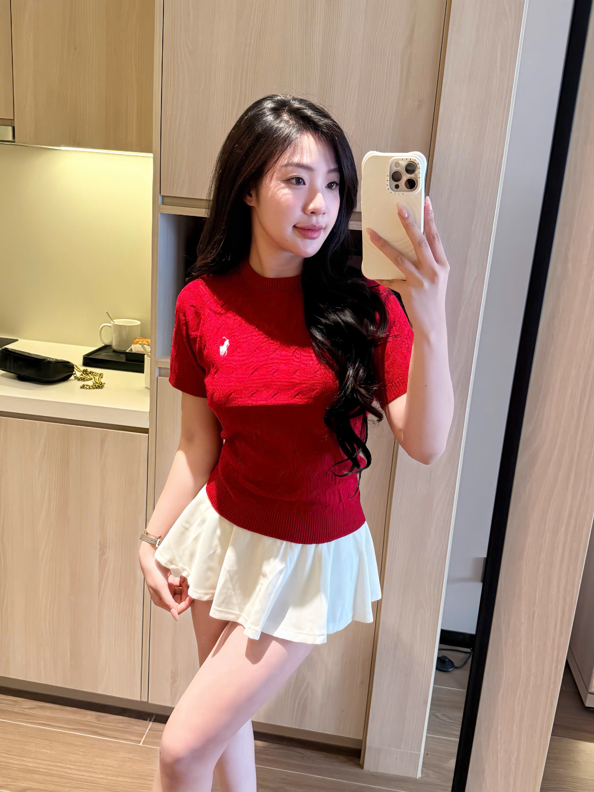 XẢ KHO ÁO LEN MÀU ĐỎ THÊU NGỰA