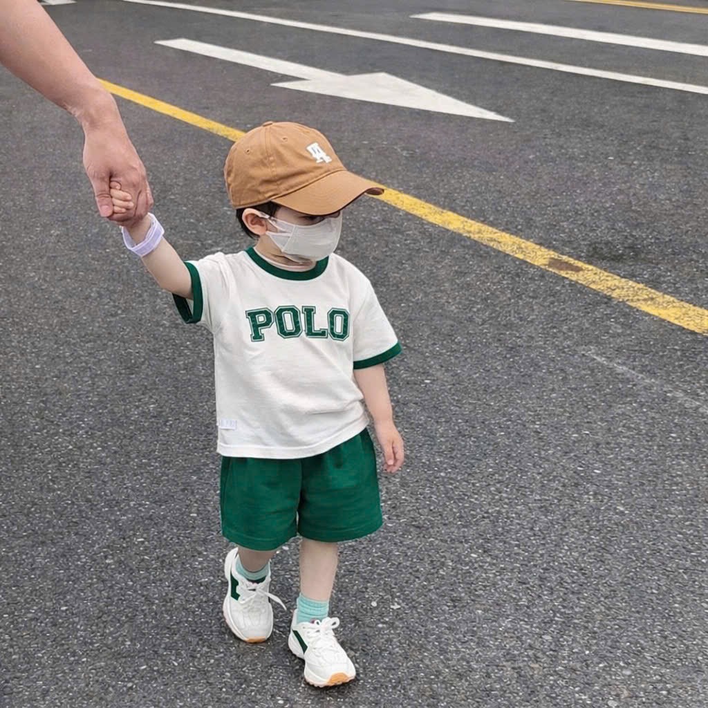 XẢ KHO BỘ ĐÙI POLO TRẮNG CỔ VIỀN CHO NỮ