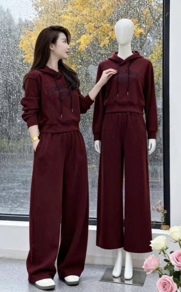 XẢ KHO BỘ HODIE NỈ MŨ ĐỎ IN CHỮ