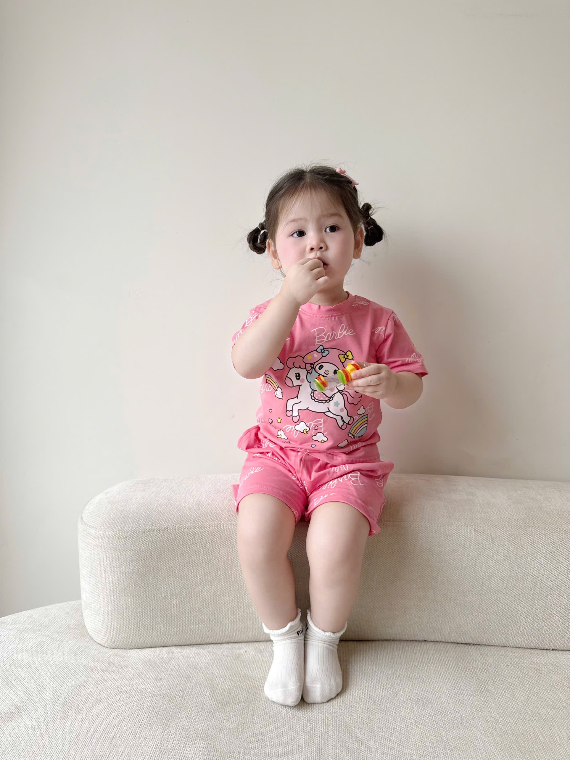 XẢ KHO SÉT 2 BỘ HELLO KITTY CHO BG