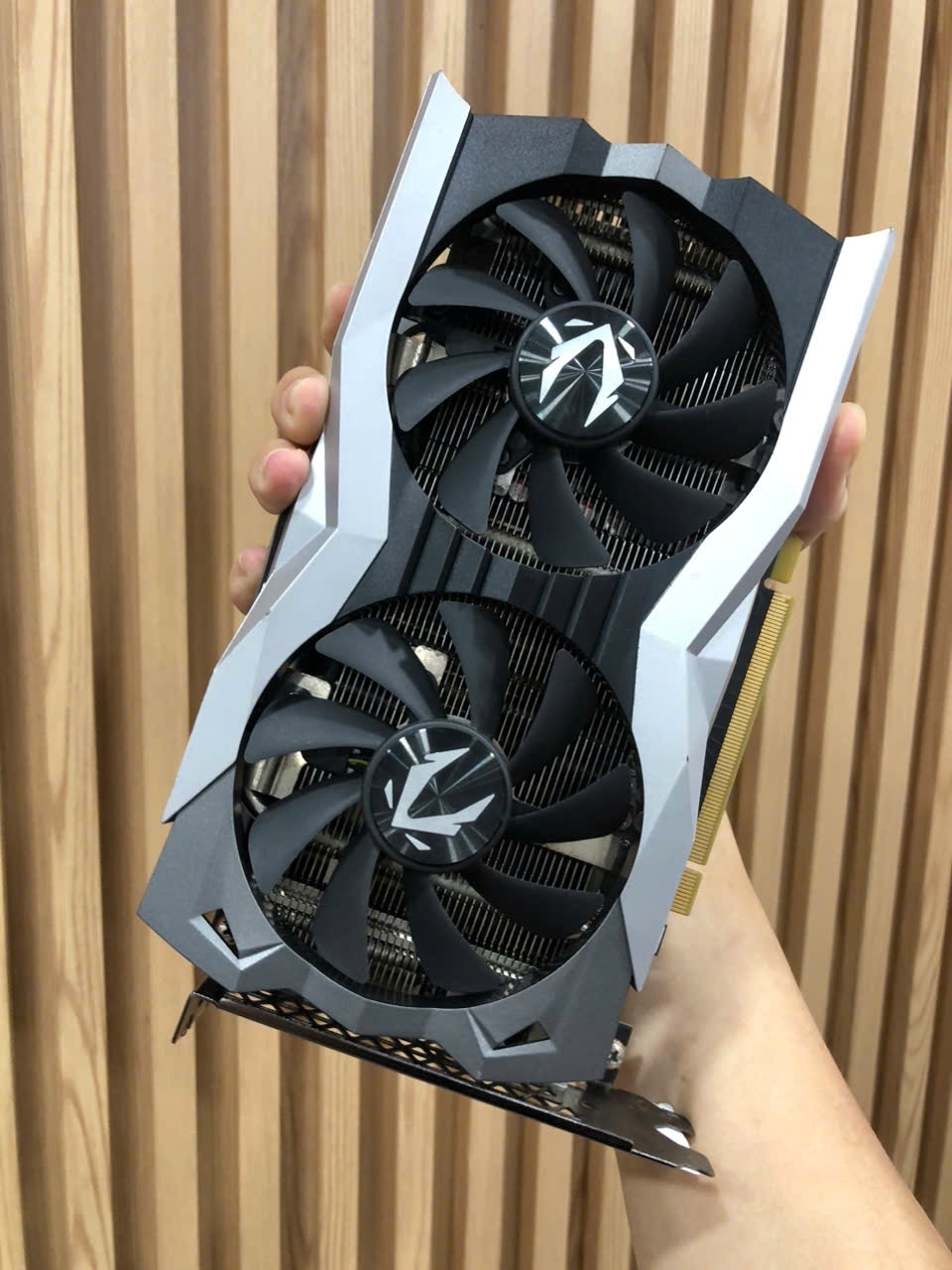 CARD RTX 2060 SUPER 8GB CŨ CÁC MÃ BH03T