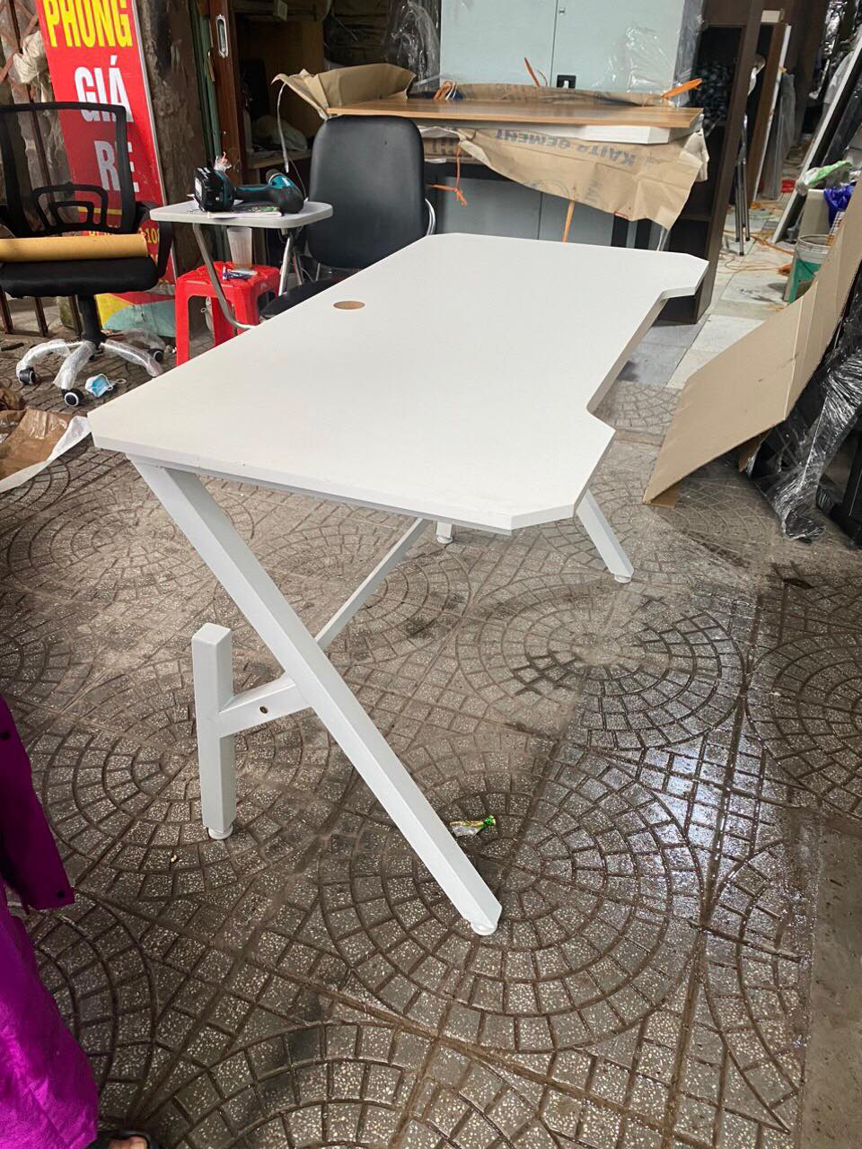 Bàn chữ Y mặt gỗ full trắng