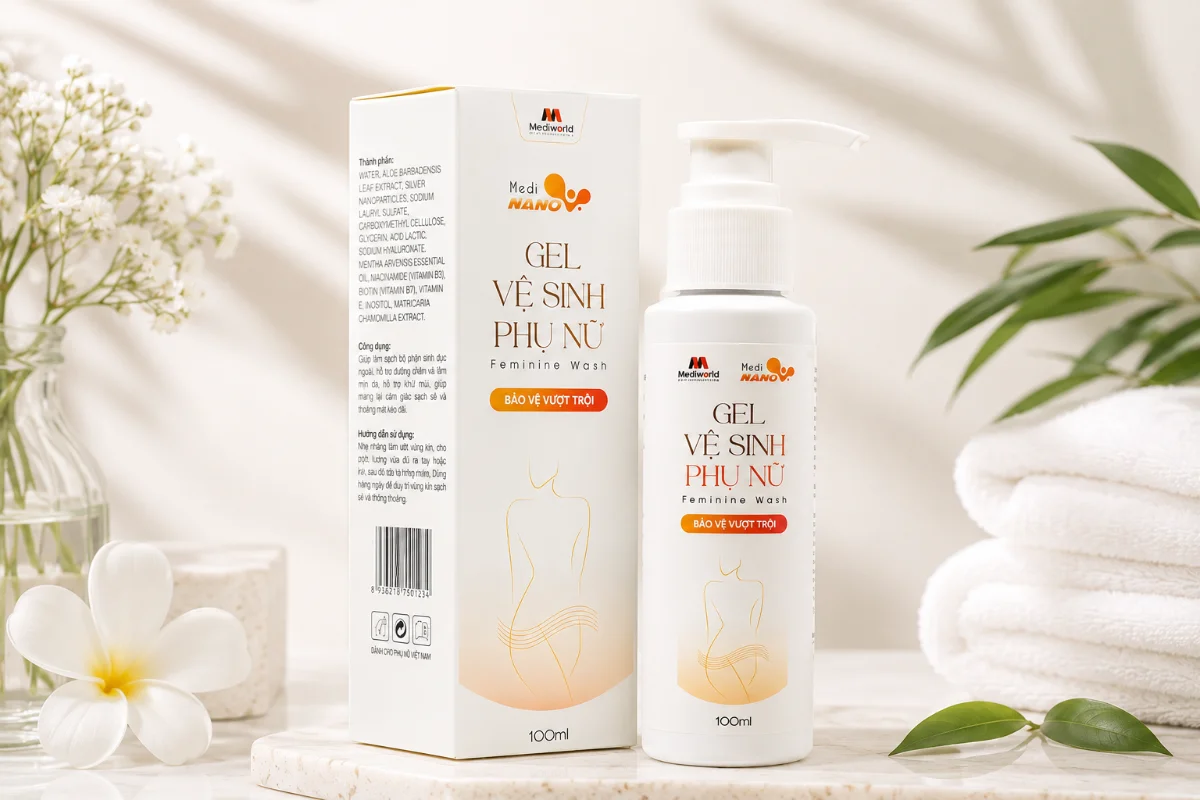 Gel vệ sinh phụ nữ sạch thoáng dịu nhẹ thành phần nano bạc Mediworld MediNano.webp