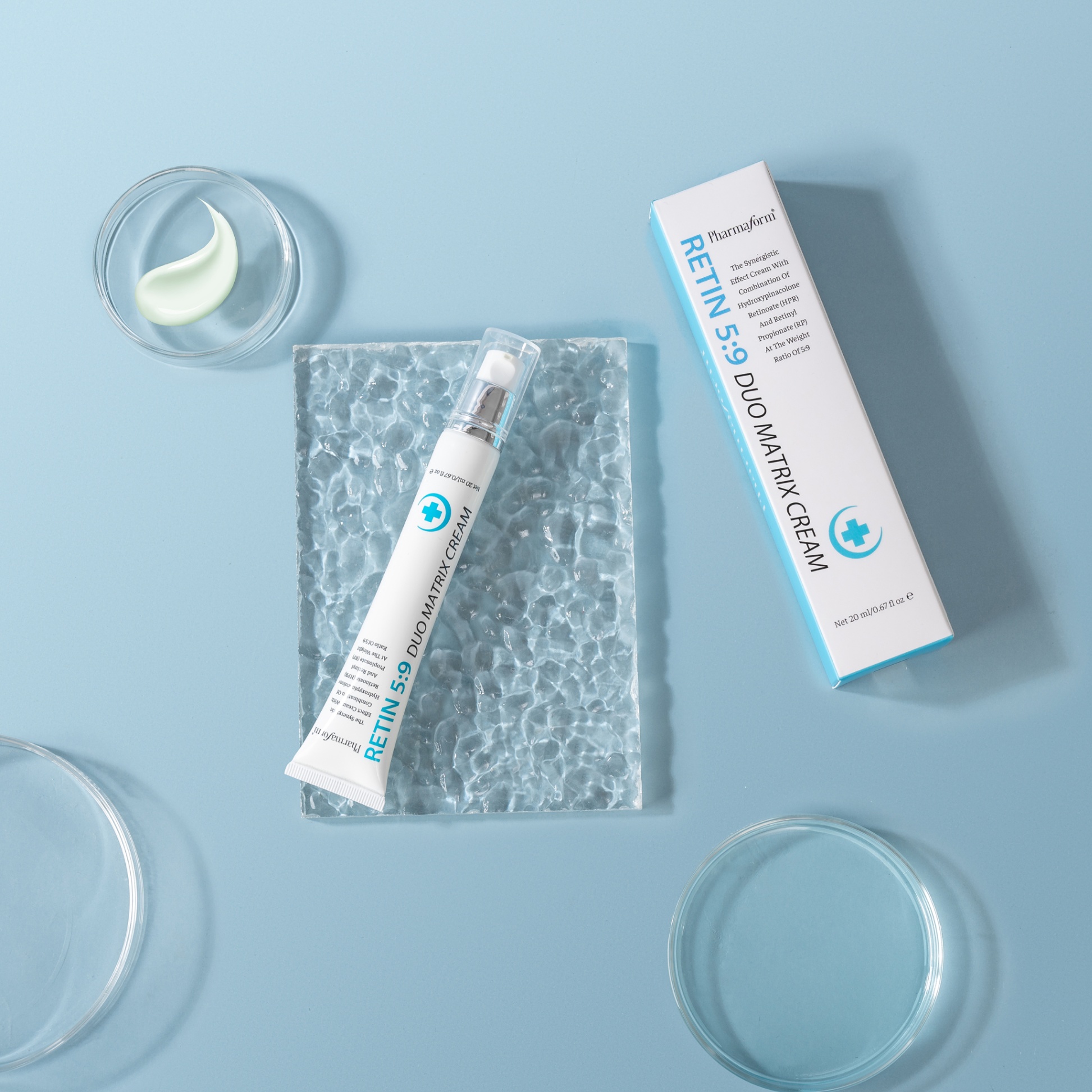 Kem hỗ trợ quá trình đổi mới bề mặt da giúp làn da tươi tắn, săn chắc Pharmaform.jpg