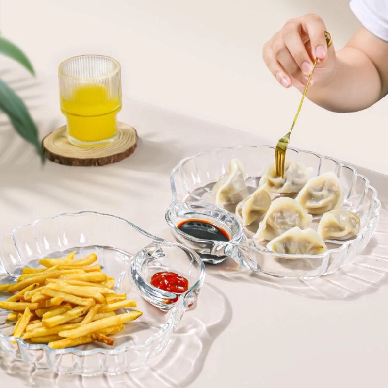 Khay thuỷ tinh hình vỏ sò, đĩa thuỷ tinh vỏ sò kèm ngăn đựng nước chấm