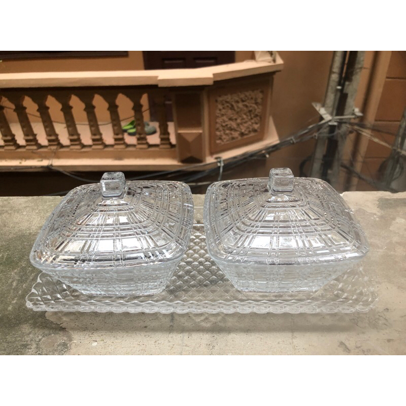 Set 2 thố mứt thuỷ tinh, hũ thuỷ tinh pha lê đựng bánh kẹo, gia vị sang trọng - 2 kẻ caro+ khay