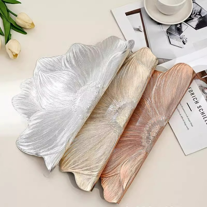 Tấm Lót Lót Bàn Ăn, Bình Hoa Chất Liệu PVC Hình Hoa Cách Nhiệt - Miếng Thảm Lót Họa Tiết Hoa Sen Sang Trọng