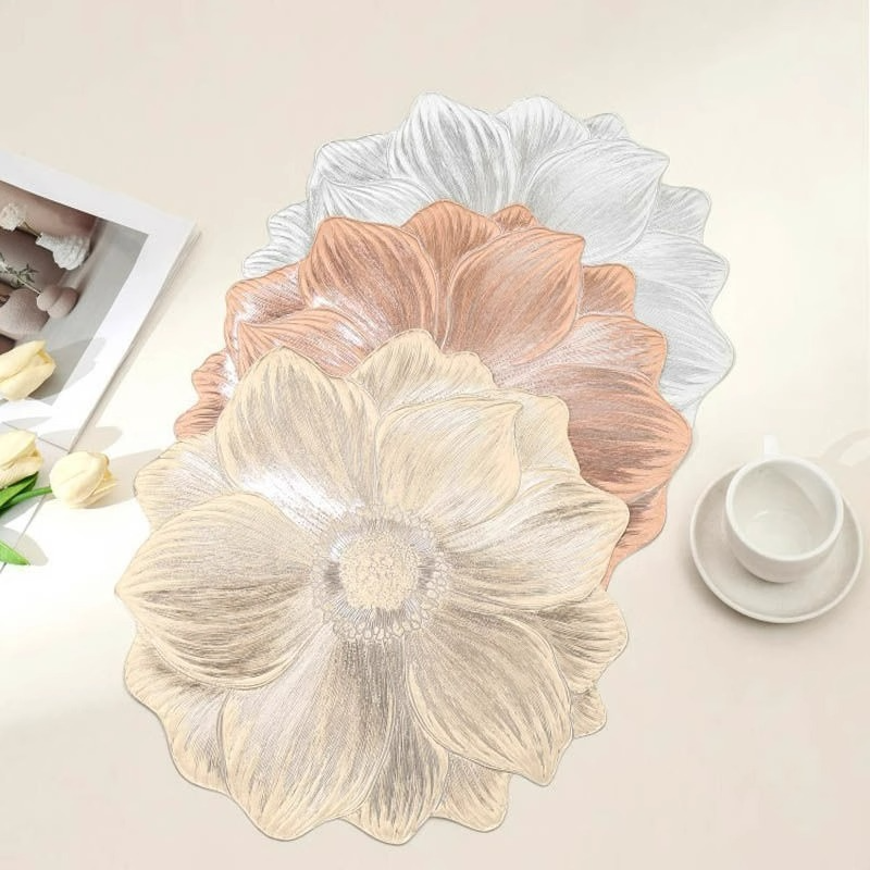 Tấm Lót Lót Bàn Ăn, Bình Hoa Chất Liệu PVC Hình Hoa Cách Nhiệt - Miếng Thảm Lót Họa Tiết Hoa Sen Sang Trọng