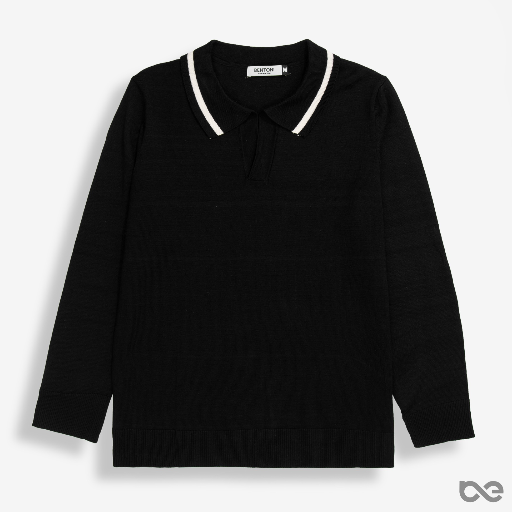 Noble Sweater | Đen cổ kẻ trắng nhỏ