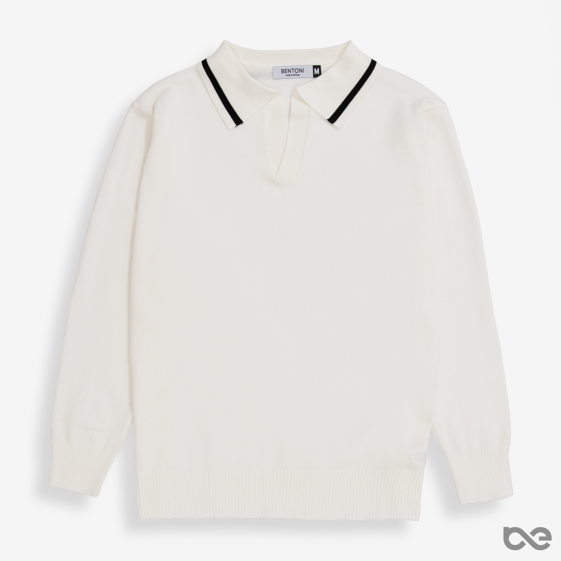 Noble Sweater | Trắng cổ kẻ đen nhỏ
