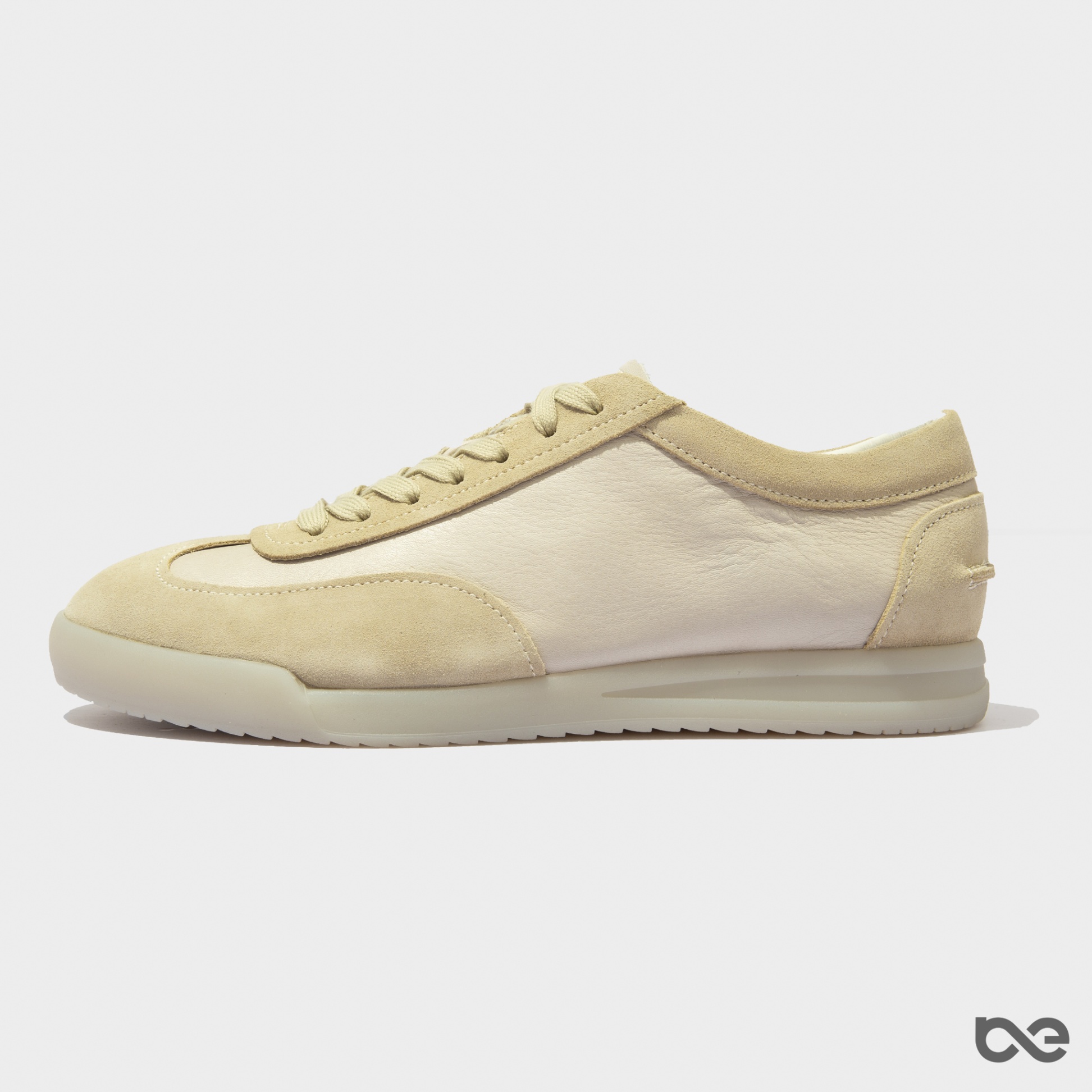 Ease Sneakers | Be