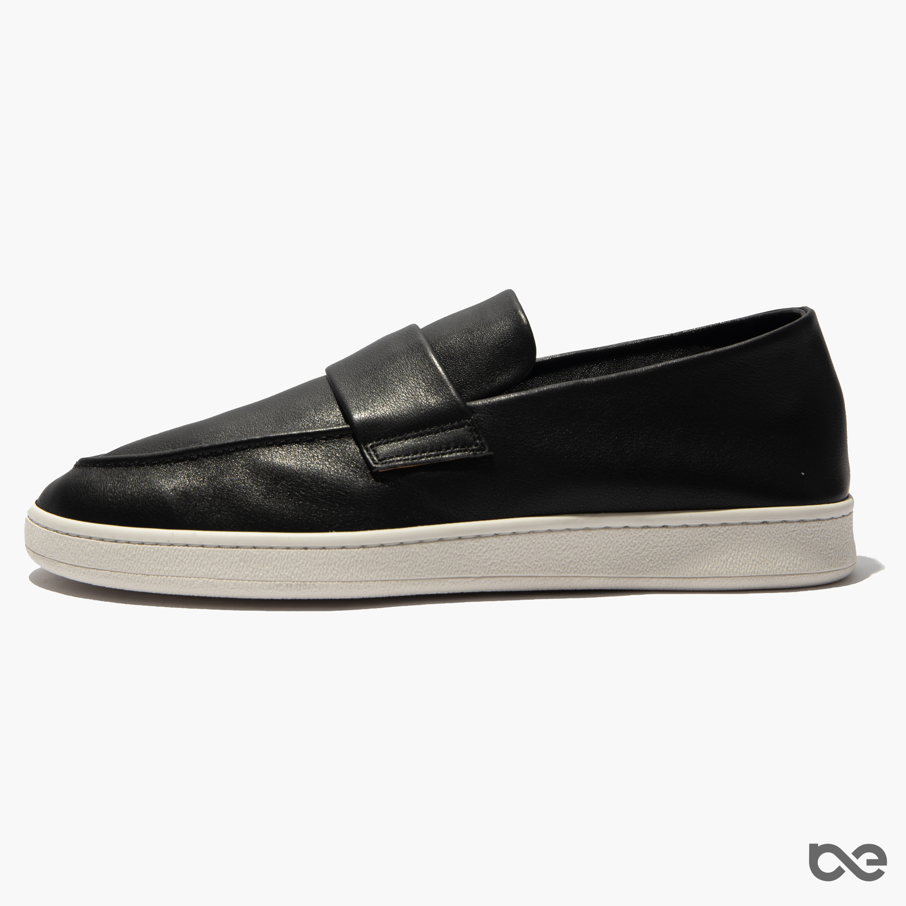 Conic Slip-On | Đen da bò