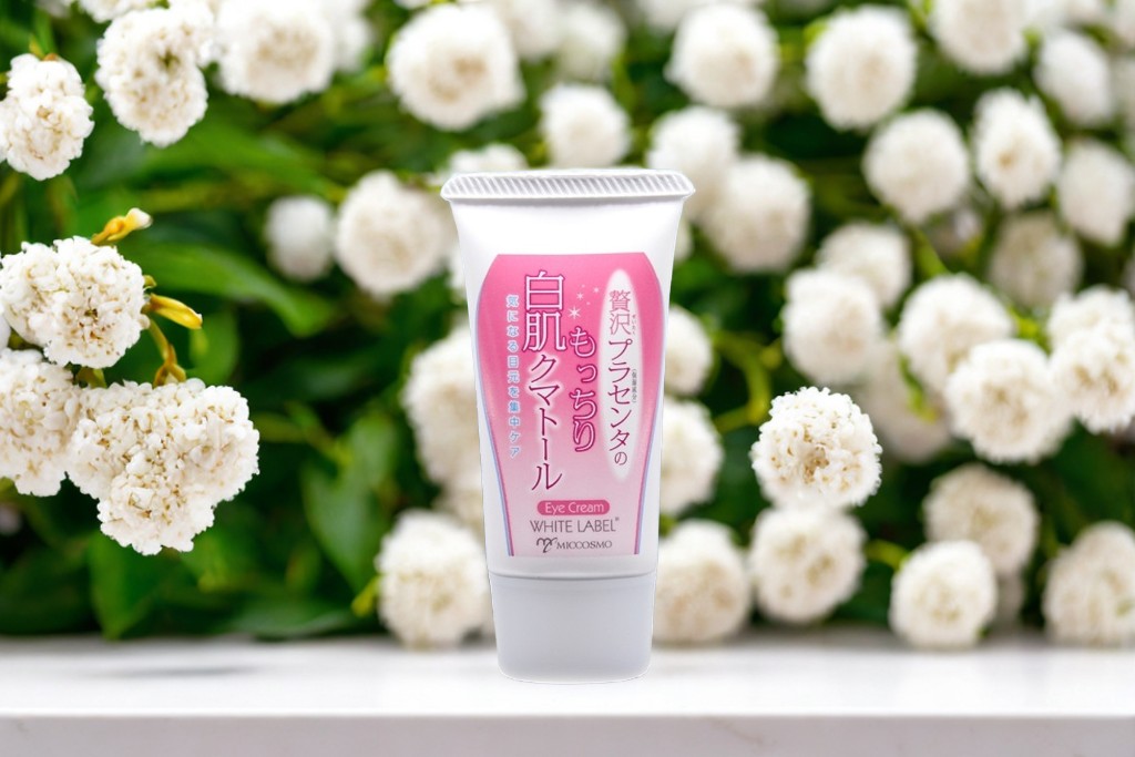 Giảm thâm mắt: Bí quyết lấy lại ánh nhìn tươi trẻ và rạng rỡ