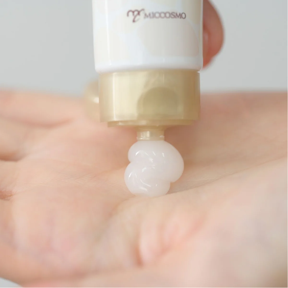 HURRY-HARRY-PREMIUM-NECK-CREAM-Huong-Dan-Cham-Soc-Da-Vung-Co-Chuan-Spa-Ngay-Tai-Nha_image-2.png