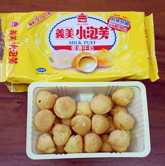 Bánh puff vị sữa 義美牛奶小泡芙