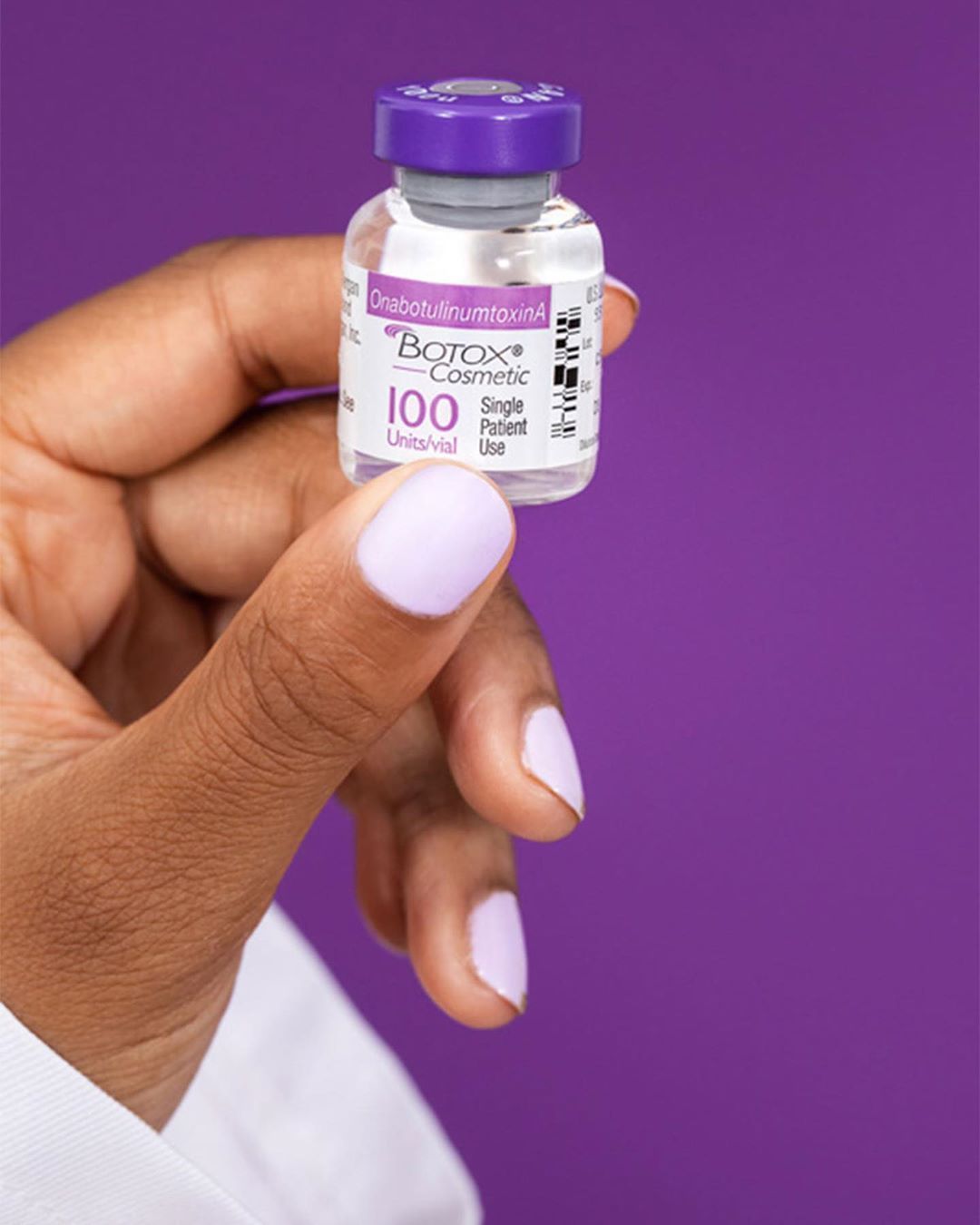 Botox hoạt động như thế nào trên cơ mặt?