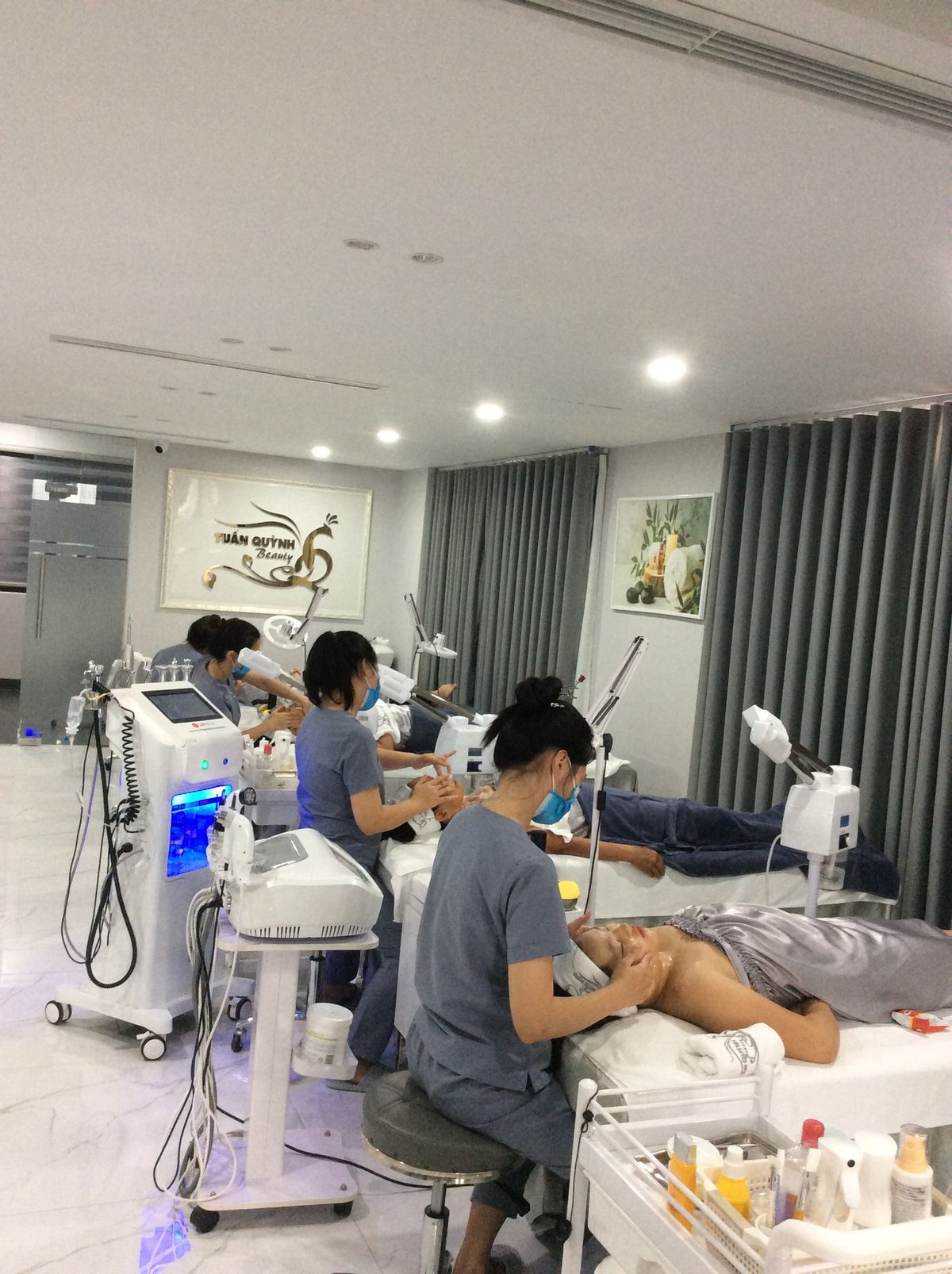 Lan-Dau-Di-Spa-Can-Biet-Dieu-Gi--2.jpg