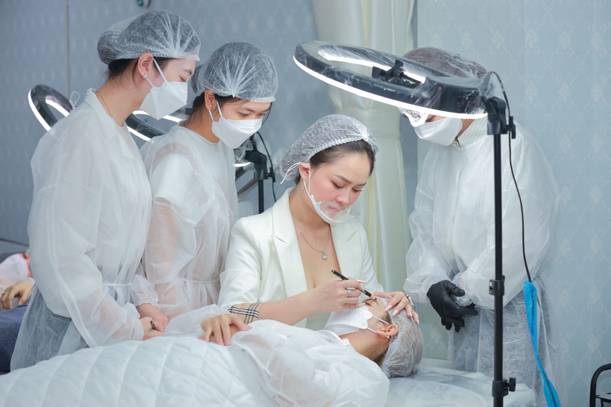 Những Sai Lầm Khi Chọn Spa Khiến Tiền Mất Tật Mang