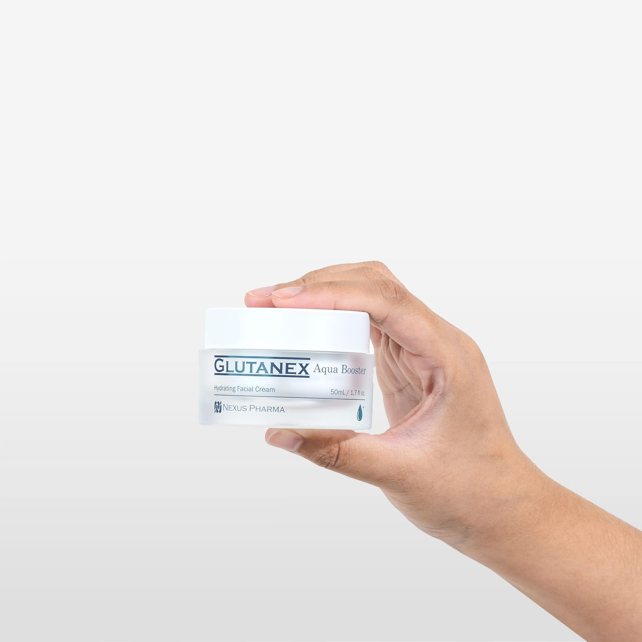 Kem Dưỡng Ẩm Glutanex Aqua Booster 50ml – Cấp Nước Chuyên Sâu, Làm Dịu Và Dưỡng Sáng Da Tức Thì